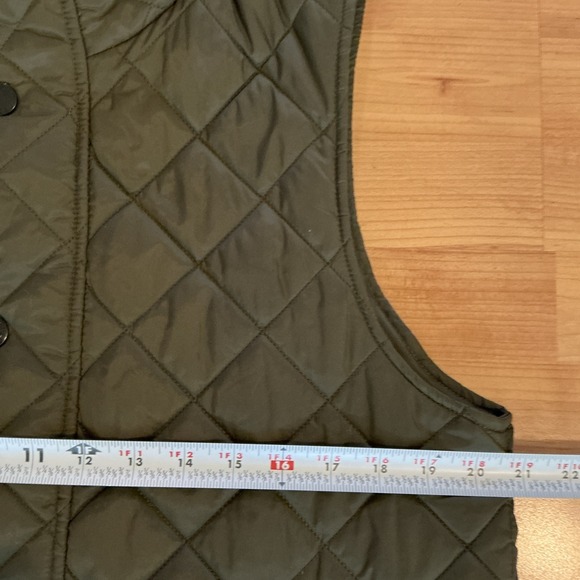 Barbour Barlow Quilted Gilet Vest Size M • Lightweight Puffer • British Outdoor - Picture 13 of 14